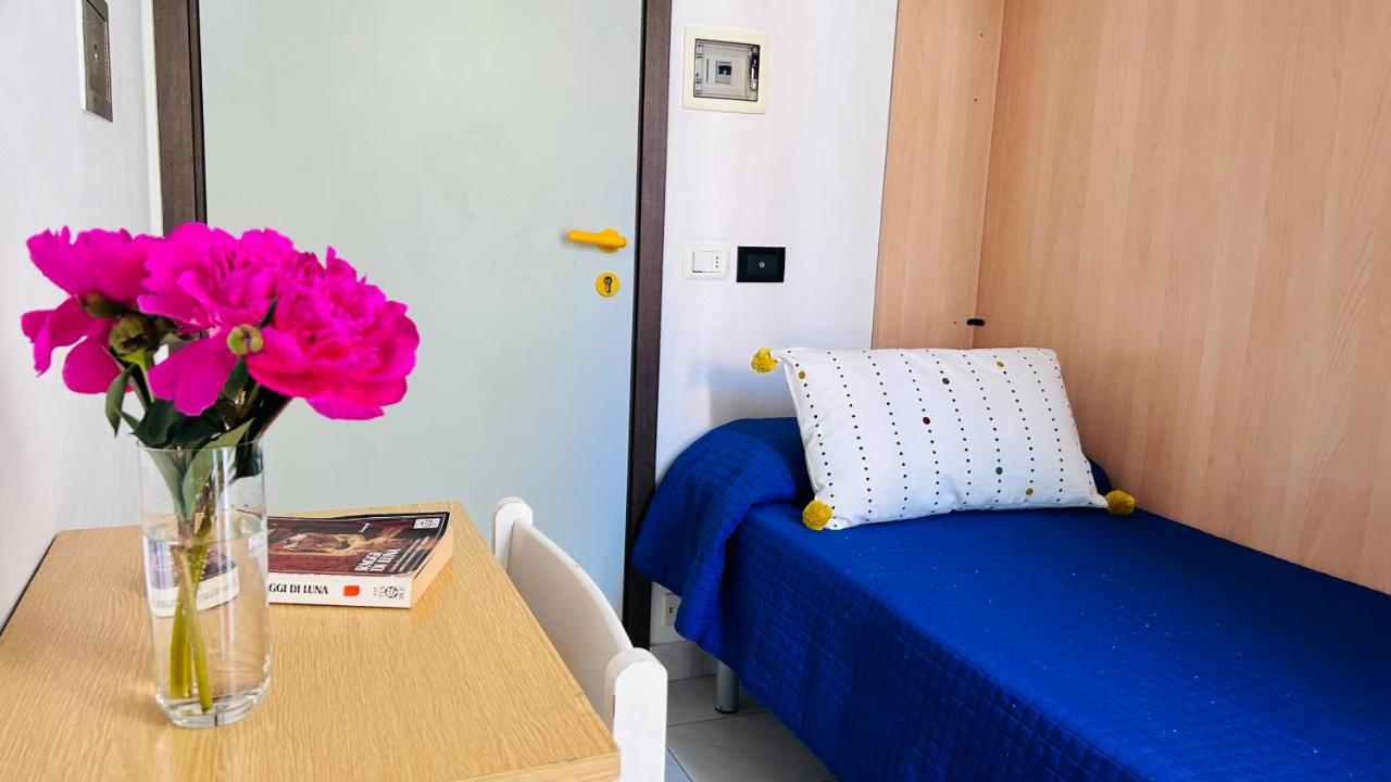 Hotel Sorriso Cattolica Exterior foto