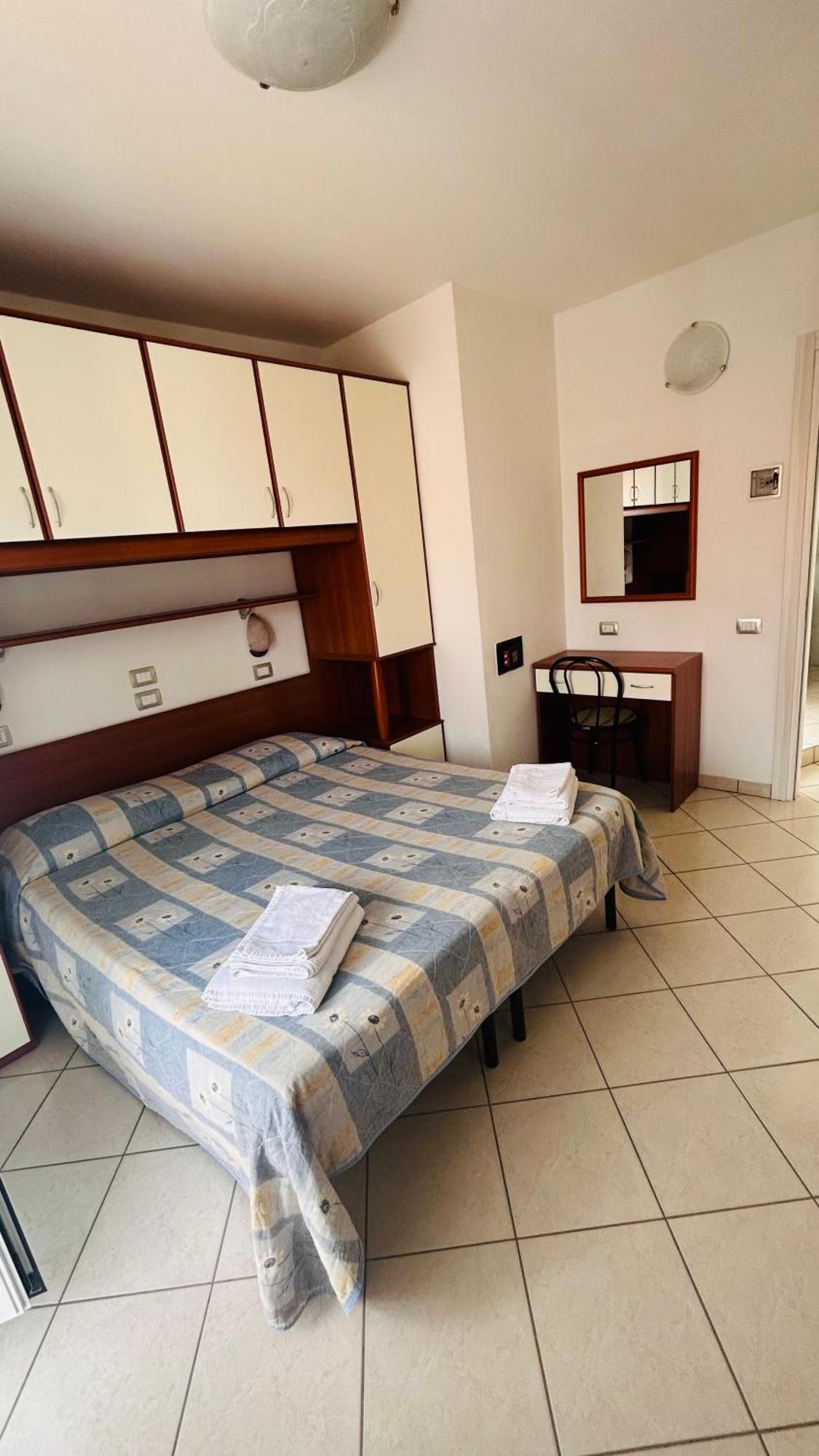 Hotel Sorriso Cattolica Exterior foto
